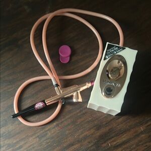 LUMINESS Airbrush Kit - Gold and Pink